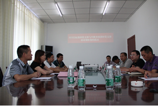 深化群教、結(jié)對(duì)幫扶